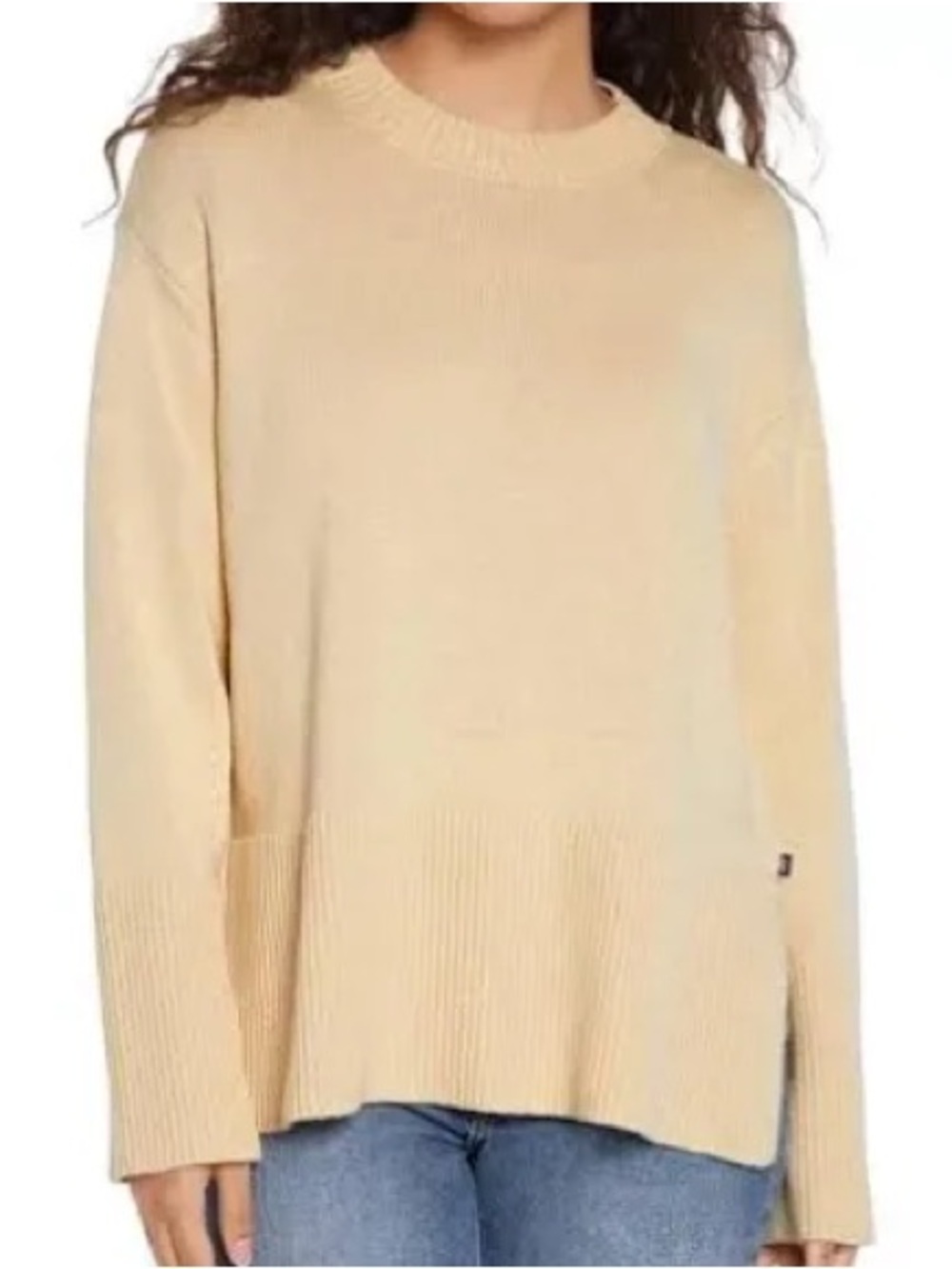 GAP Women’s Crewneck Rib-Hem Sweater in Beige